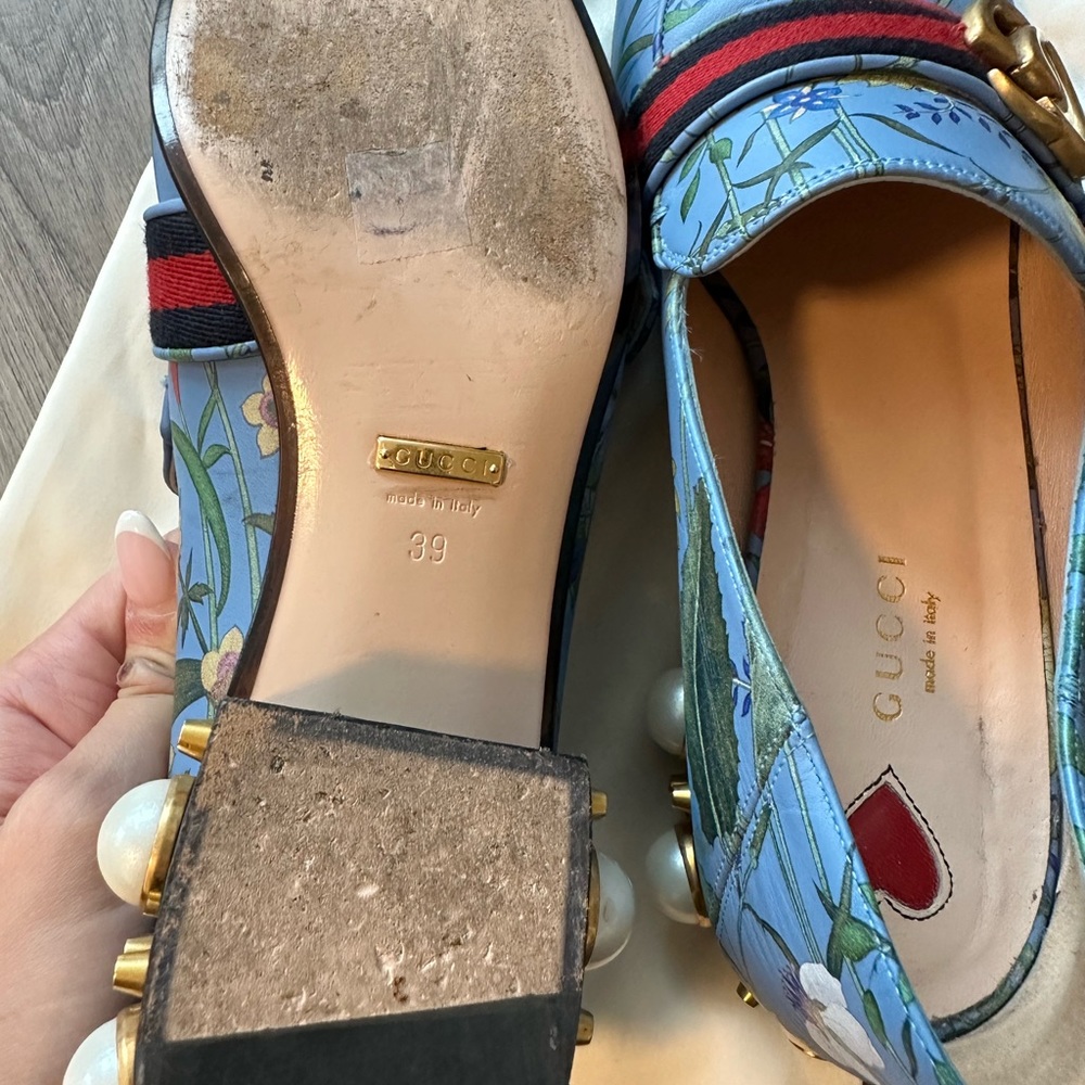 Gucci Loafers - Picture 4 of 5